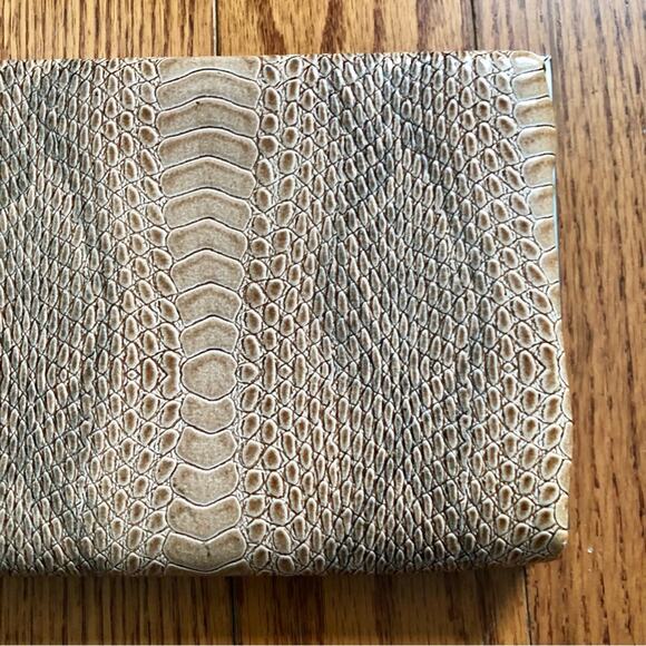 Hobo International Pink Neutral Clutch removable strap Crossbody Handbag - Picture 3 of 12